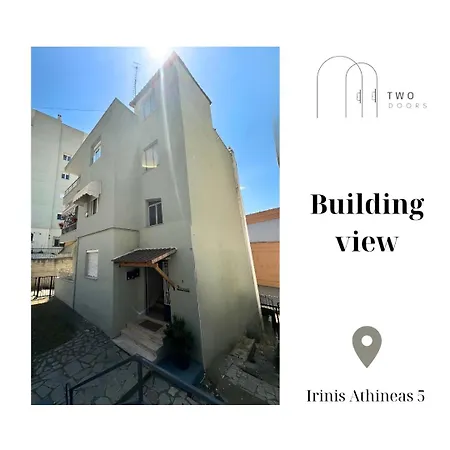 2 Doors- Luxury By The Sea, Easy Parking Kavala