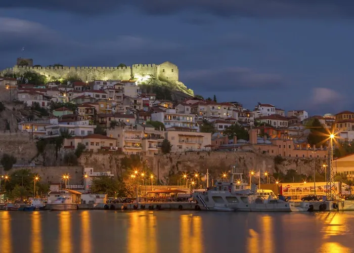 2 Doors- Luxury By The Sea, Easy Parking Apartament Kavala