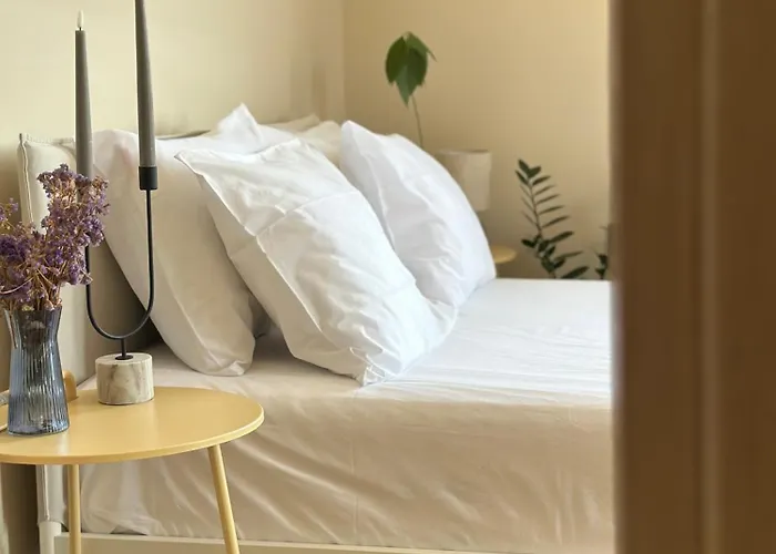 Apartament 2 Doors- Luxury By The Sea, Easy Parking *